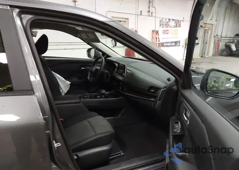 2025 Nissan Rogue Sv Intelligent Awd z USA, uszkodzony, nr VIN 5N1BT3BB8SC856286